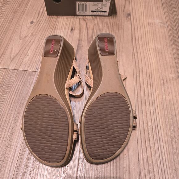 Vionic Park Noleen Wedge Comfort Sandals Gold Cork Strappy Medallion Womens Sz 8 - Picture 3 of 8